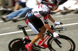 爱游戏中国-双线传奇，马克西奥运战场定乾坤，马刺终场绝杀映照冠军基因