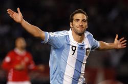 爱游戏体育官网-涅槃重生，凯塞多完成自我救赎，尼斯正面击溃利物浦的战术启示