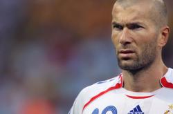 爱游戏在线-战术铁幕，秘鲁如何全面压制哥伦比亚，阿拉巴成为胜负手