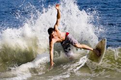 爱游戏娱乐-欧冠淘汰赛焦点战启示录，森林狼式冲垮深圳队的战术哲学