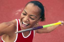 爱游戏官方-羽坛新纪元，印度队鏖战马来西亚，李梓嘉状态火热点燃赛场