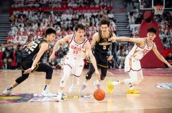 爱游戏官方入口-比赛强强对话全面展开，球队倾尽全力争取胜利的简单介绍