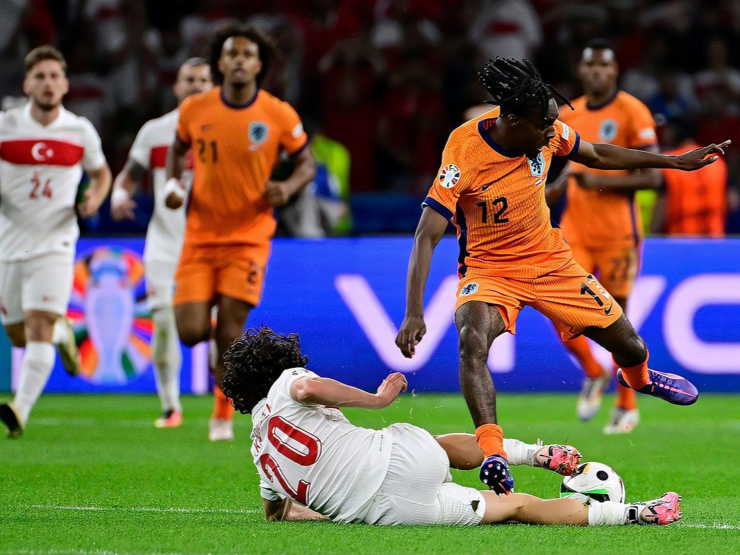 英格兰国家队在欧预赛中表现抢眼,状态火爆 英格兰国家队在欧预赛中表现抢眼,状态火爆