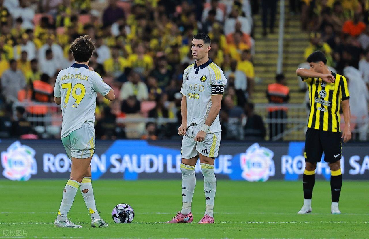 亚冠热门战队挑战东亚豪门球队