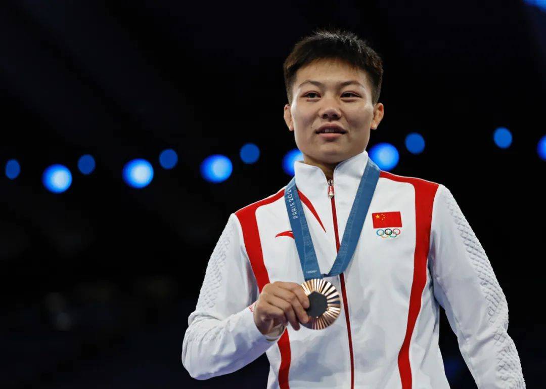 巴拿马拳击选手引领潮流，晋级女子铜牌争夺的简单介绍