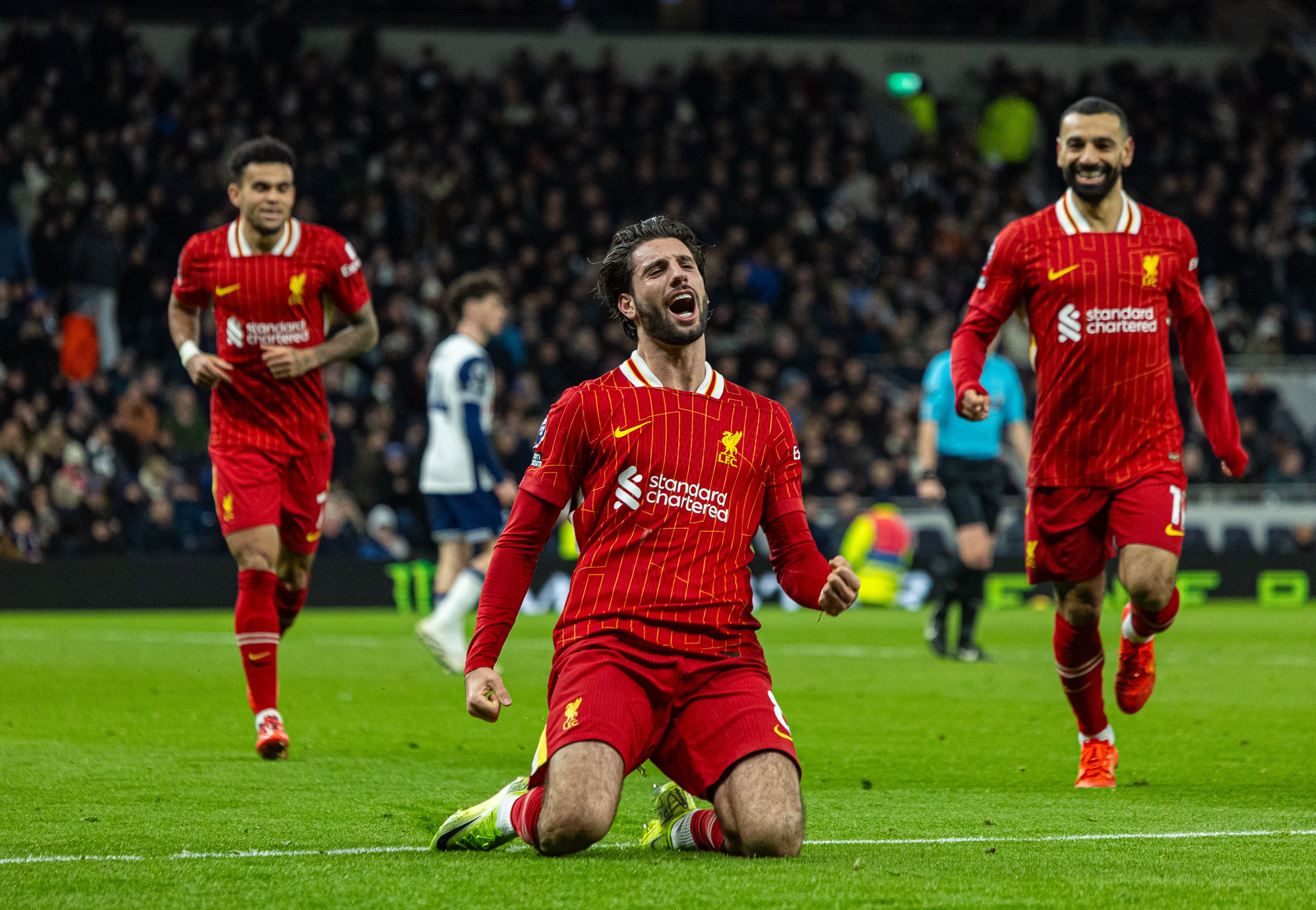 包含热刺遭遇挑战!英格兰足球联赛新闻速递!的词条 包含热刺遭遇挑战!英格兰足球联赛新闻速递!的词条