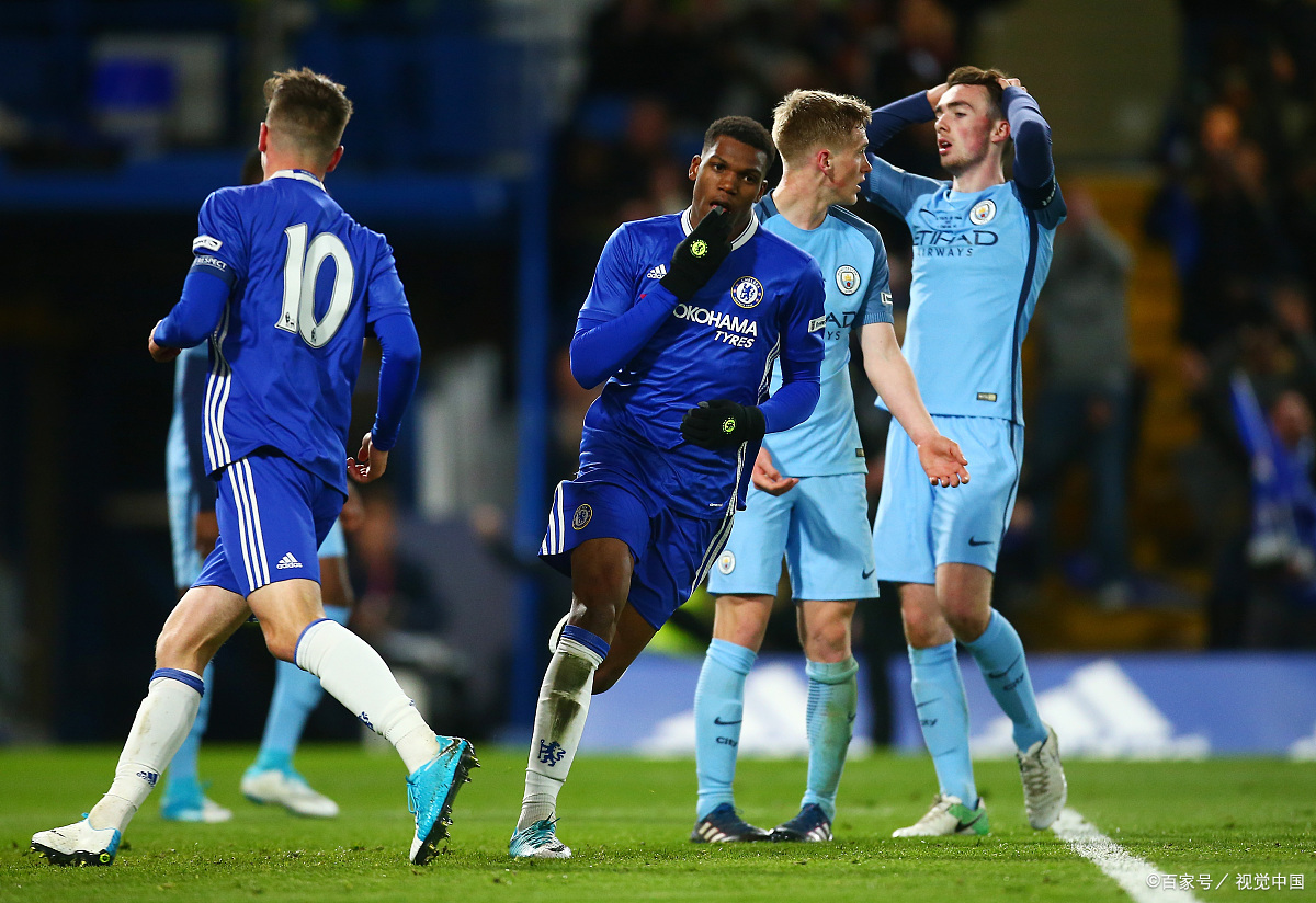 莱比锡红牛横扫曼城，特尔施特根完成帽子戏法的简单介绍