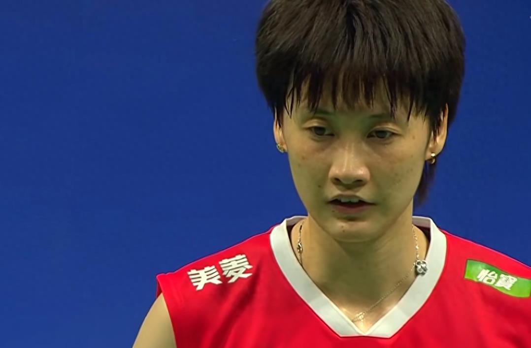 中国羽毛球队横扫丹麦羽毛球队，马琳惊艳世界