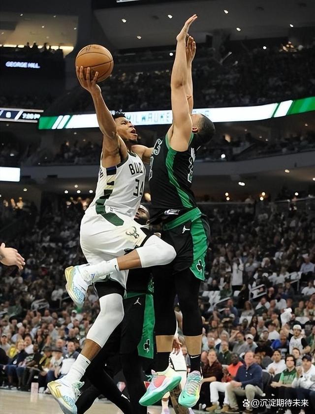 关于凯尔特人鏖战南韩男篮，利拉德统治全场的信息