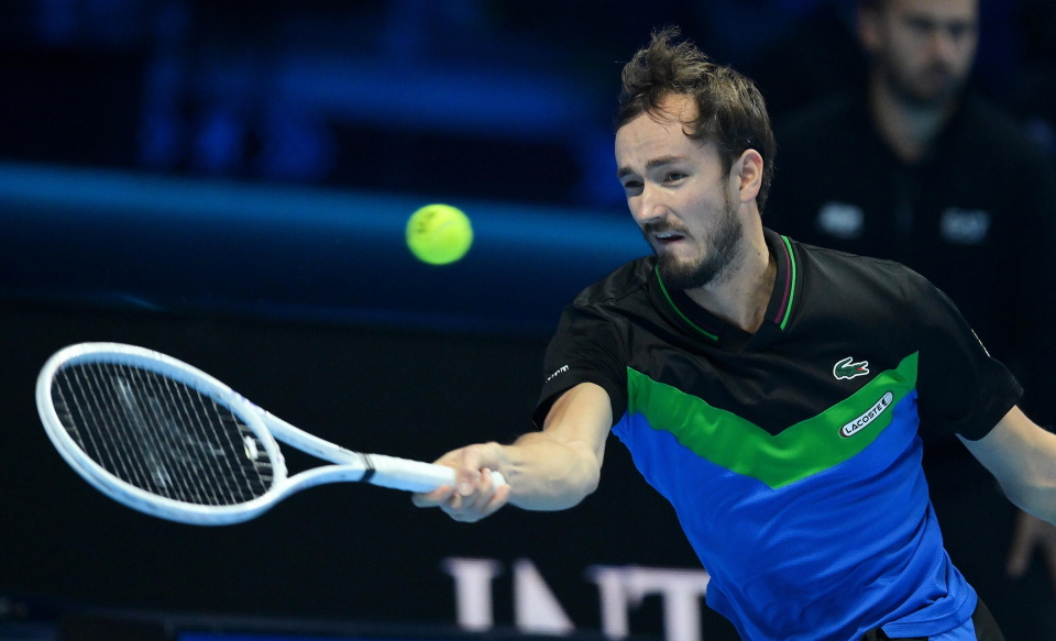 世界网球队险胜美国网球队,兹维列夫制霸全场的简单介绍 世界网球队险胜美国网球队,兹维列夫制霸全场的简单介绍