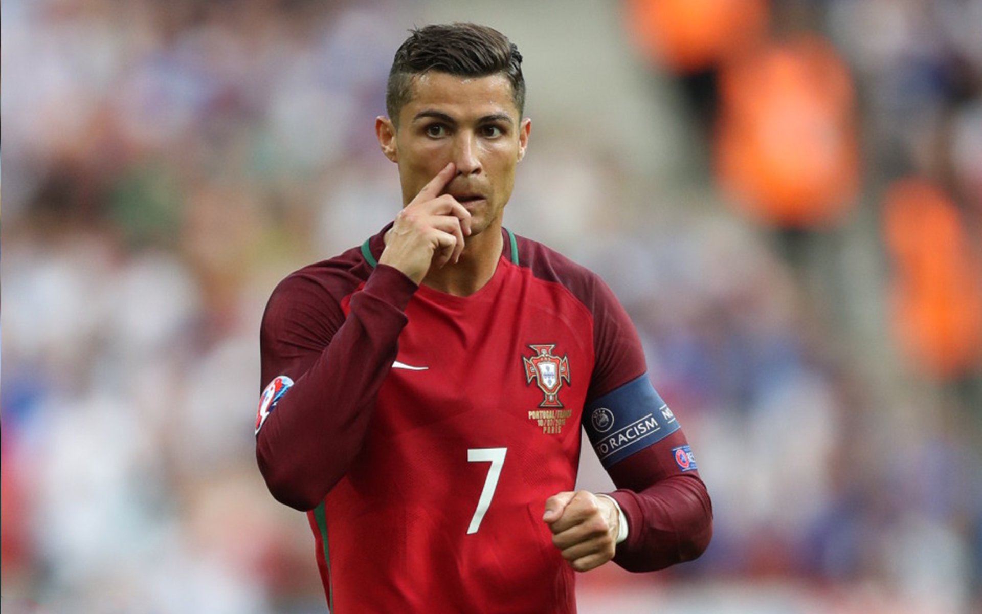 富安健洋的防守艺术，那不勒斯防线如何正面击溃伊朗进攻