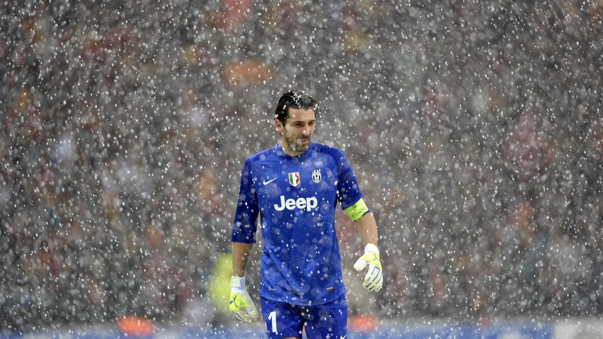 罗德里刷新纪录之夜,卡塔尔鏖战塞内加尔,见证历史与坚韧